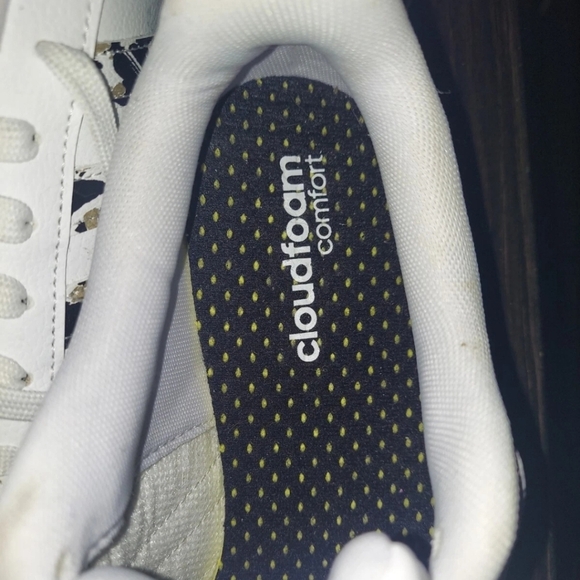 Adidas Womans Cloudform Comfort Sneakers Size 10 NWT - Picture 5 of 9